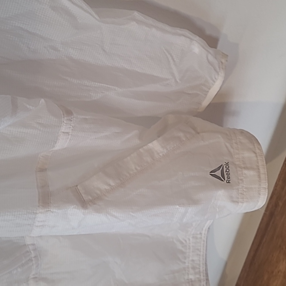 COPY - Reebok packable jacket - Picture 5 of 11